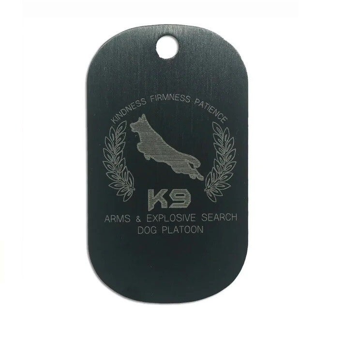 Dogtag gegraveerd zwart