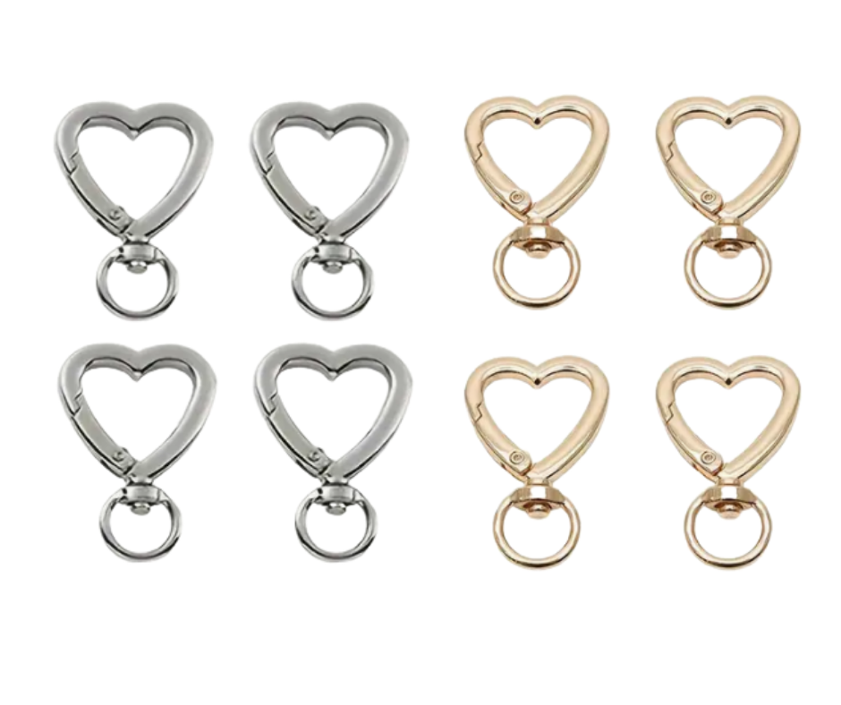 Dog tag including mounting heart