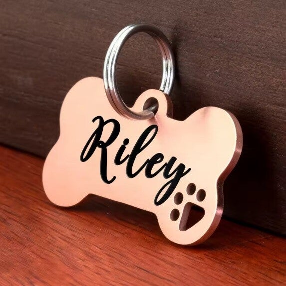 Luxury coin with dog paw