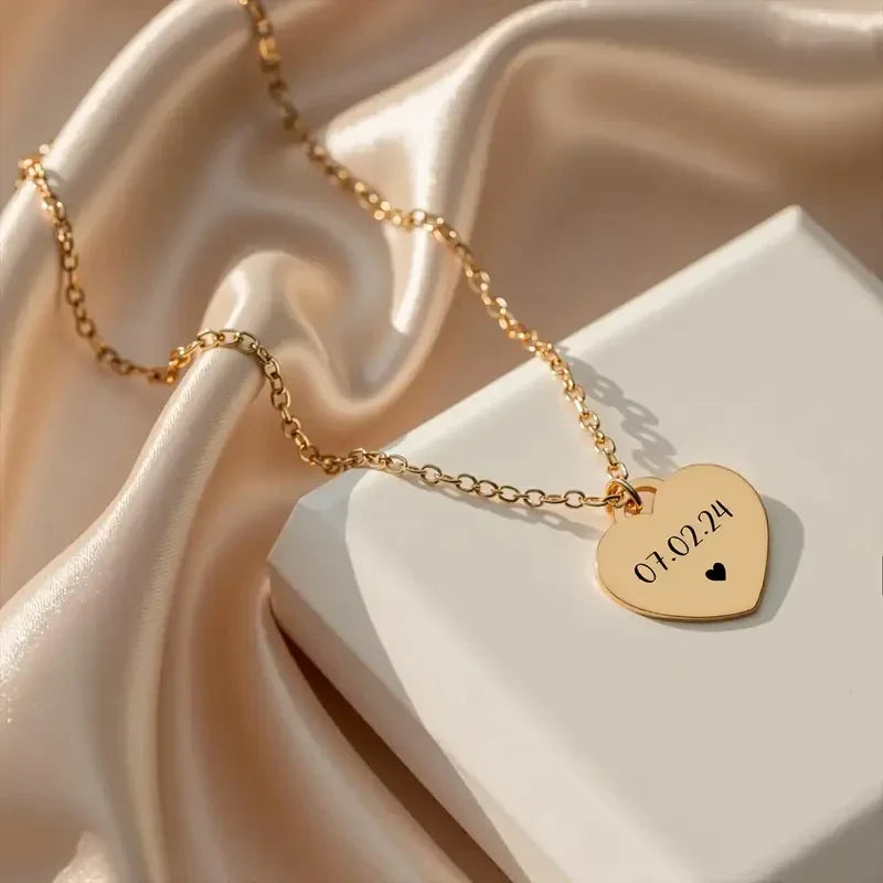Engraved heart - Rose